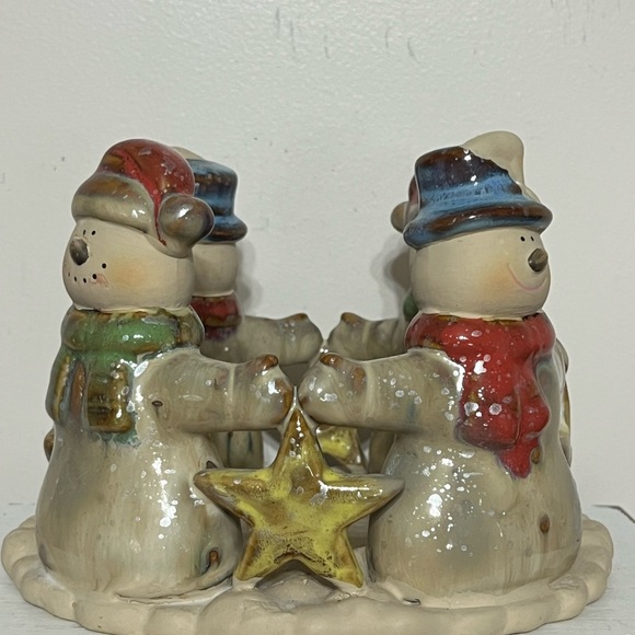 Kirklands Potters Garden II Snowmen Pottery Candle Holder Round 4.5” T x 6” Diam - Picture 6 of 11